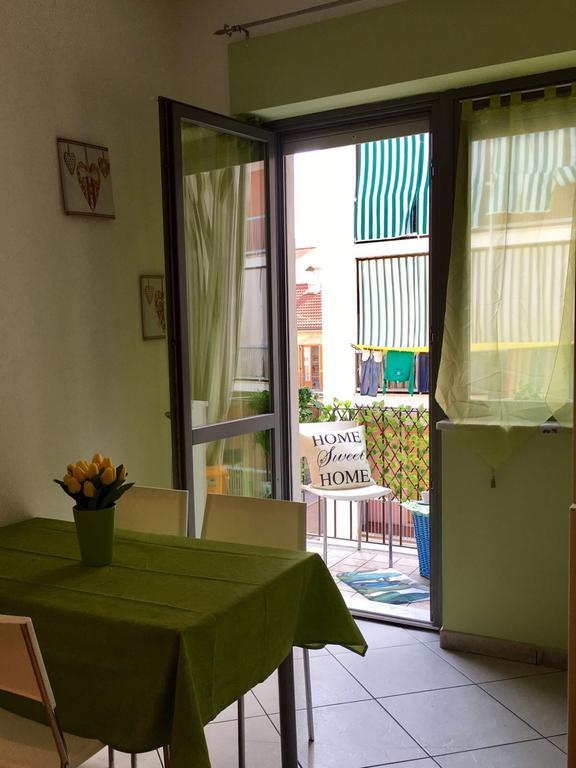 Appartement Casa Crissi à Alba  Extérieur photo