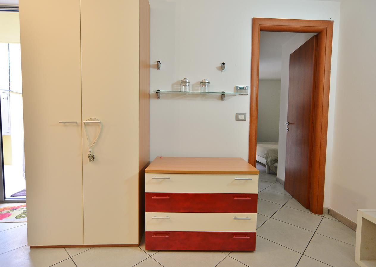 Appartement Casa Crissi à Alba  Extérieur photo