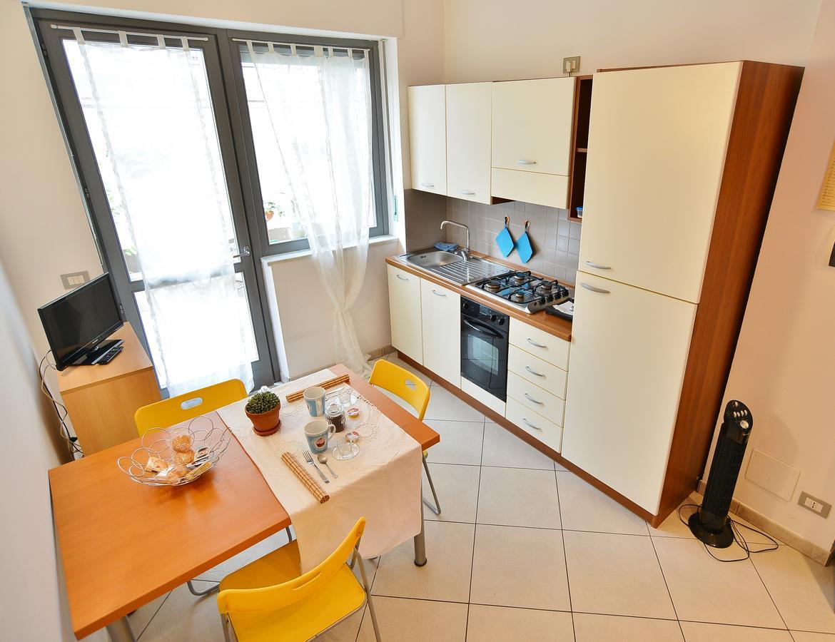 Appartement Casa Crissi à Alba  Extérieur photo