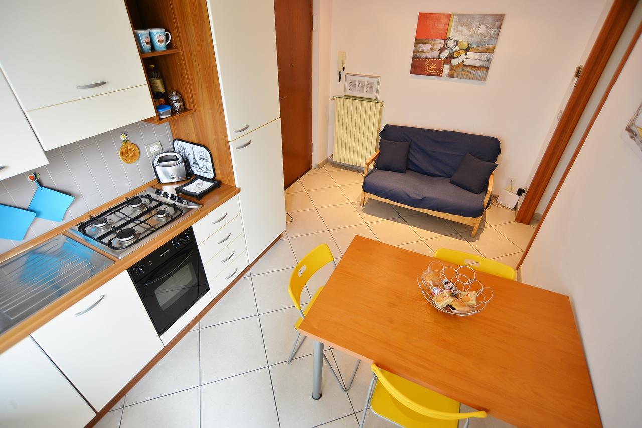Appartement Casa Crissi à Alba  Extérieur photo