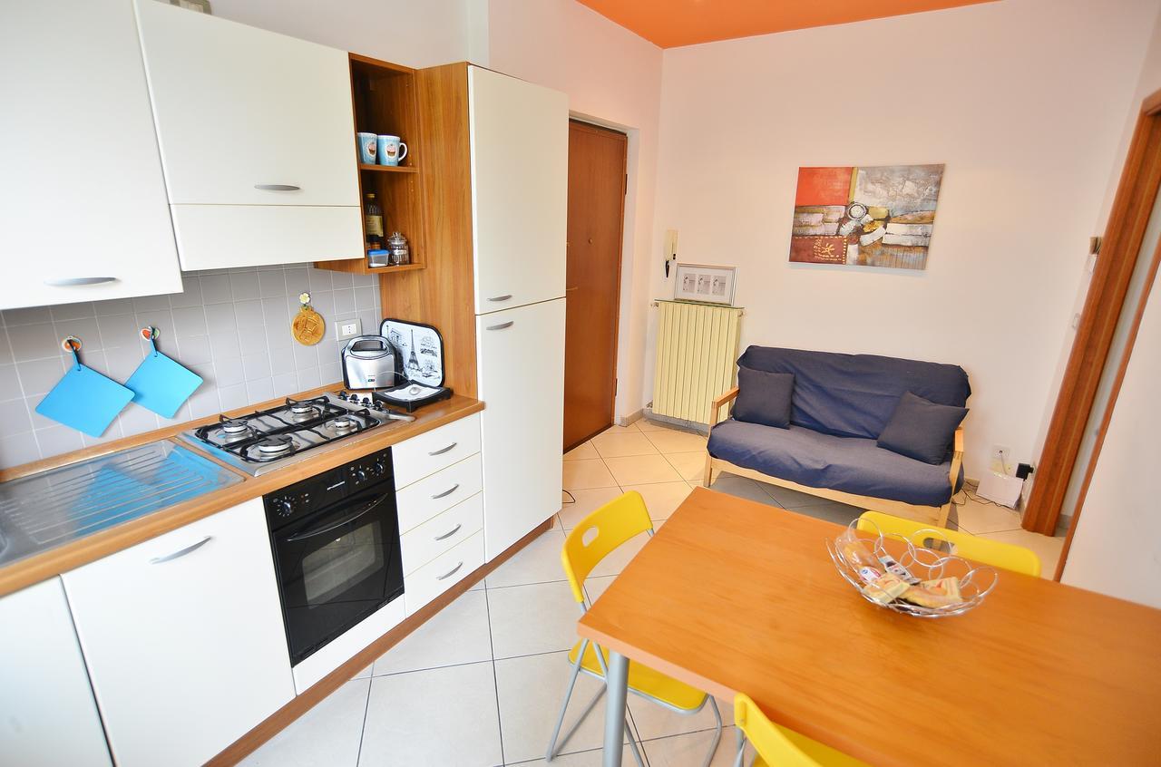 Appartement Casa Crissi à Alba  Extérieur photo