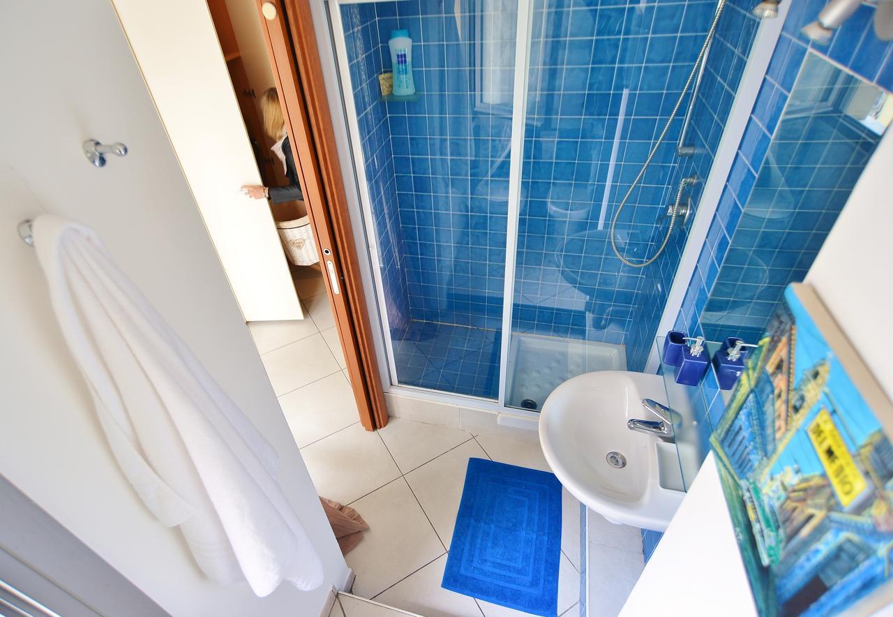 Appartement Casa Crissi à Alba  Extérieur photo