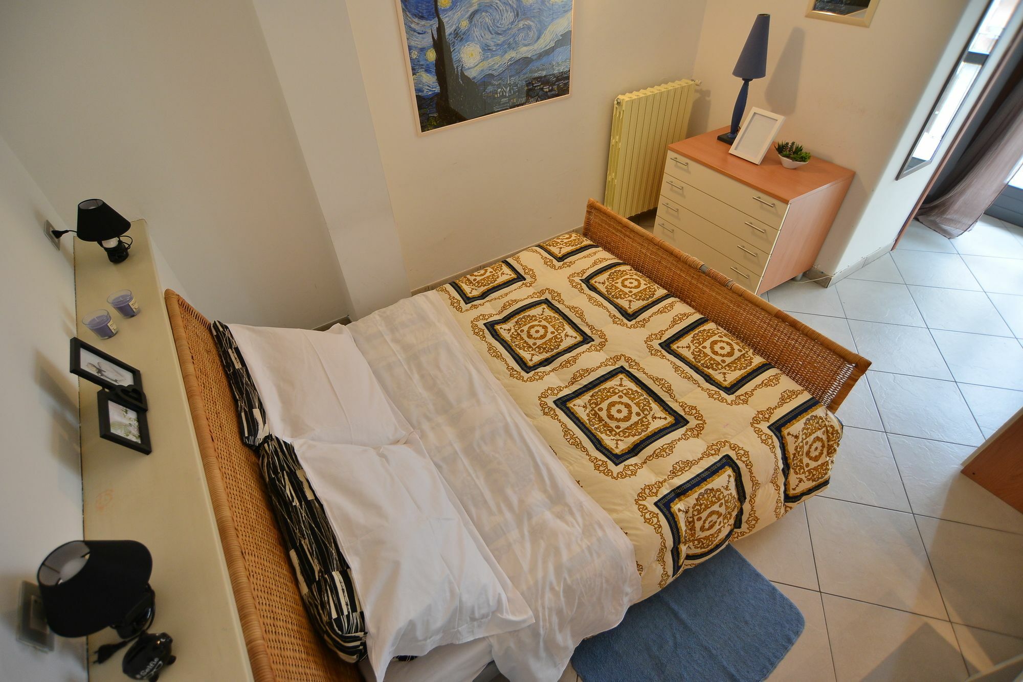 Appartement Casa Crissi à Alba  Extérieur photo